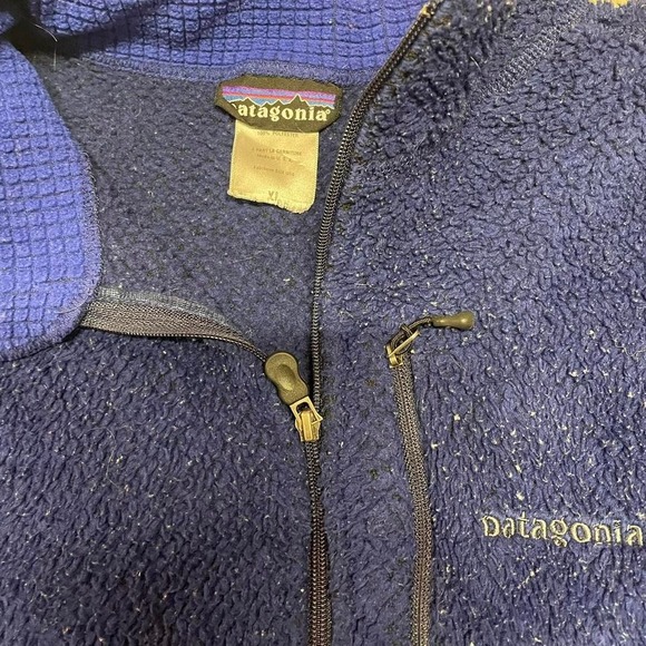 Navy Patagonia fleece jacket - Picture 4 of 4